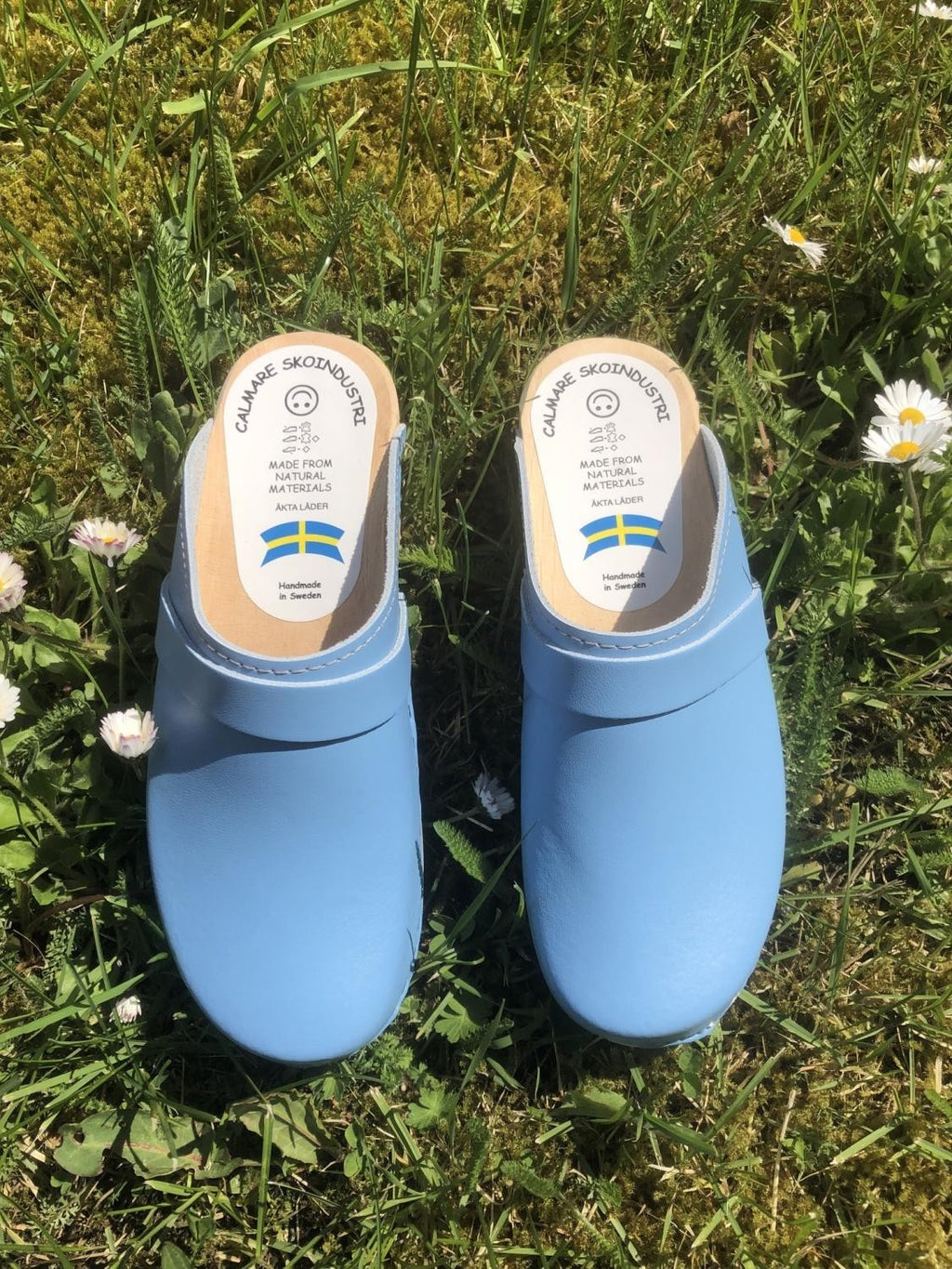 Original Blue Swedish Wooden Clogs – Handmade in Sweden | Genuine Blue Leather & Alder Wood