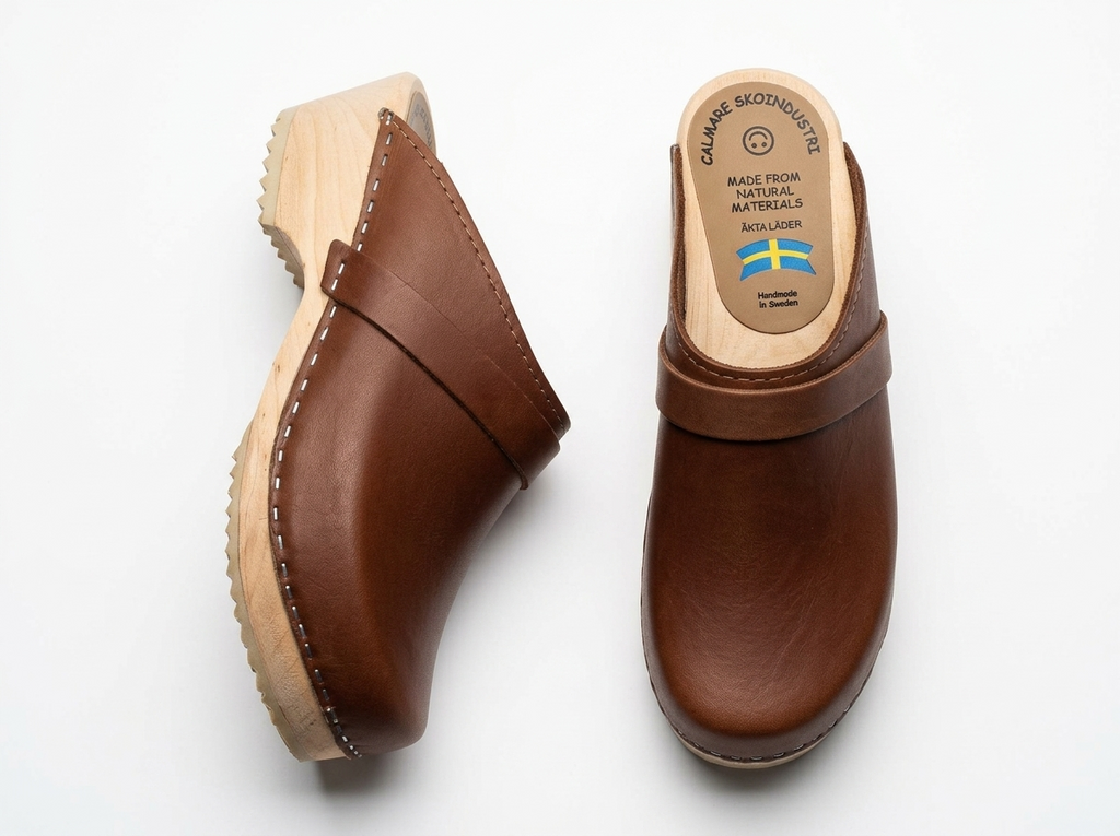Calmare Swedish Wooden Clogs "Original Natur" – Handmade Genuine Leather Clogs with Alder Wood Sole | Made in Sweden
